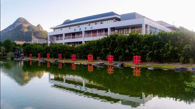 电子配件规格型号怎么看