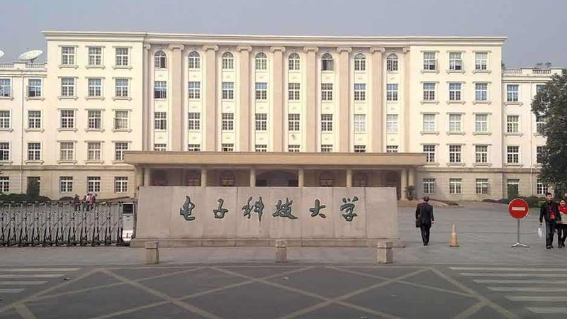 喷锡与沉金：揭秘电路板表面处理技术的奥秘